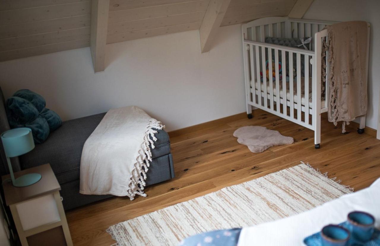 Chalupka Opal: Secluded Mountain Retreat with Self-Check-In Villa Banska Stiavnica Exterior photo