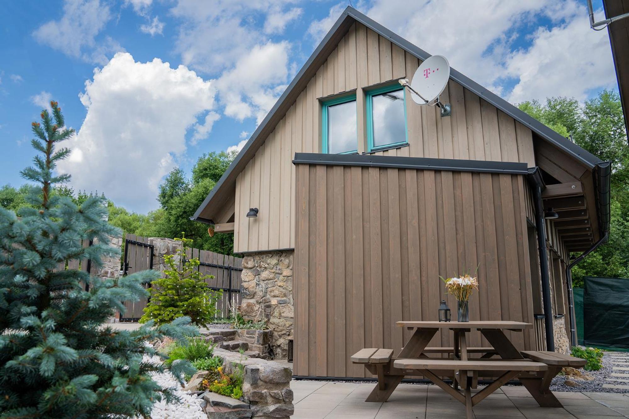 Chalupka Opal: Secluded Mountain Retreat with Self-Check-In Villa Banska Stiavnica Exterior photo