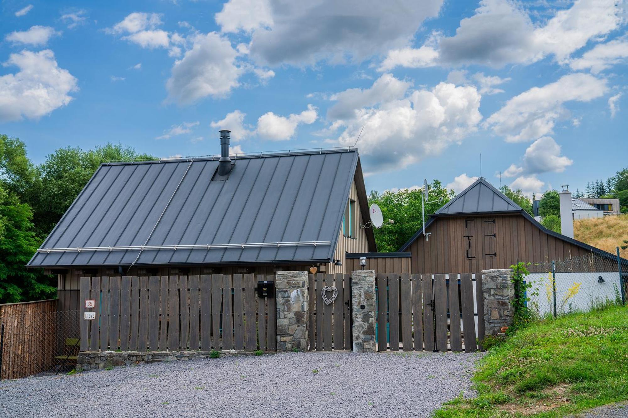 Chalupka Opal: Secluded Mountain Retreat with Self-Check-In Villa Banska Stiavnica Exterior photo